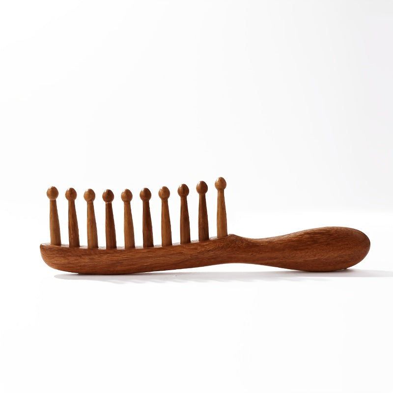 Side view of the wooden comb